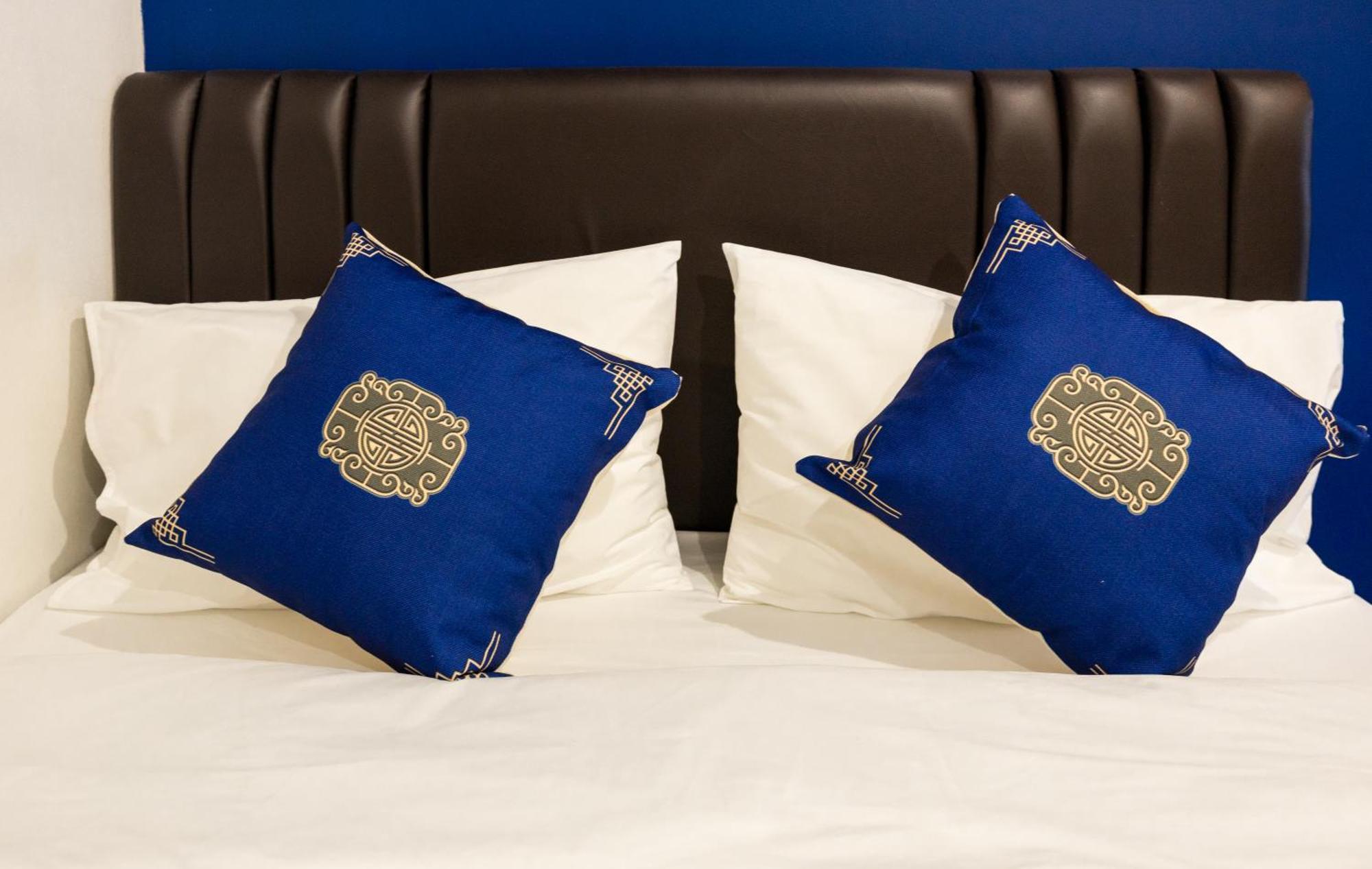 Marco Polo Poshtel & Bistro Auberge de jeunesse *